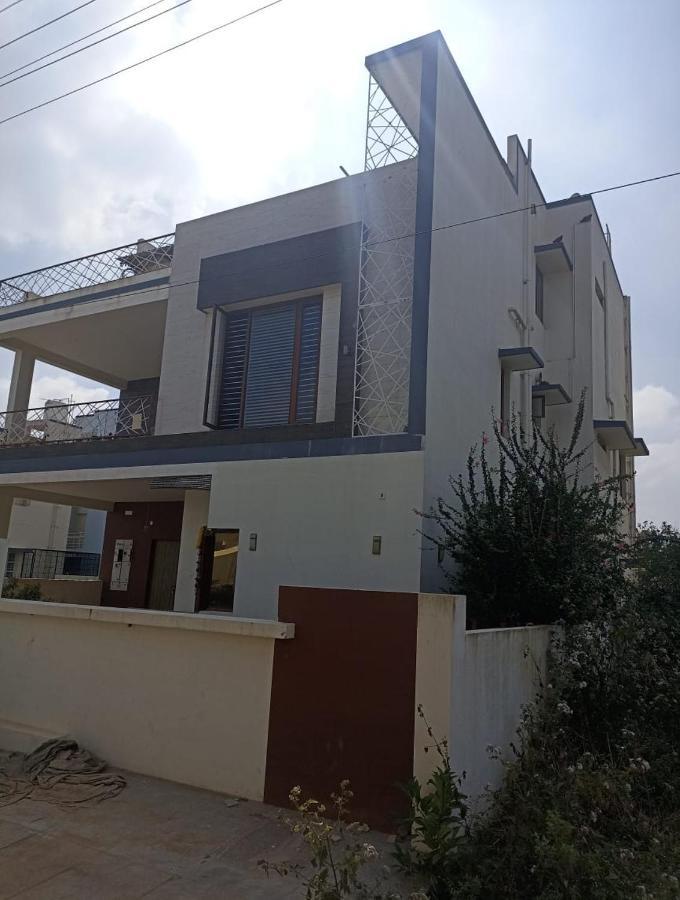 Tranquil Haven Villa Homestay Mysore Exteriör bild